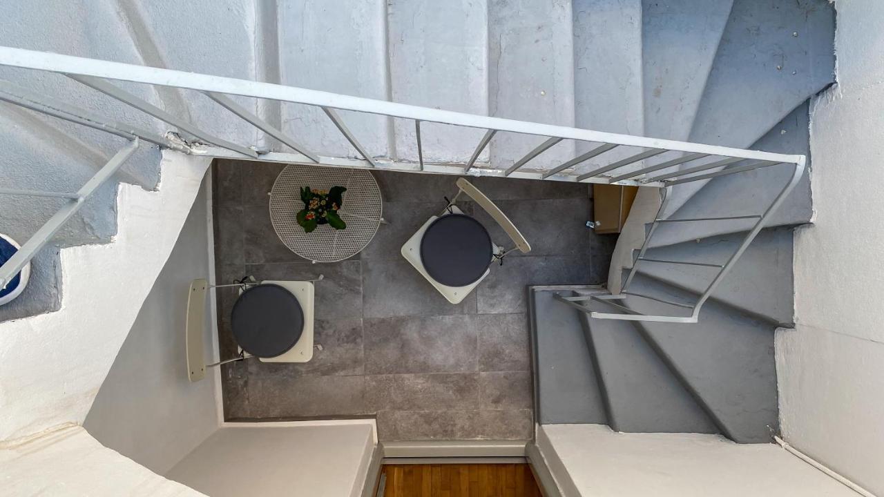 Acropolis Slow Living Apt Under The Parthenon Афіни Екстер'єр фото
